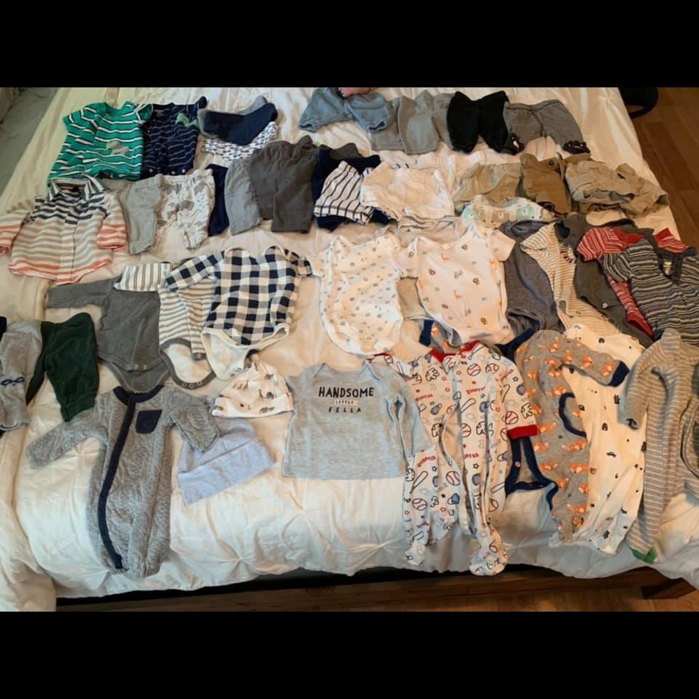 Lots of Baby Boy clothes ranging from 0-3 M